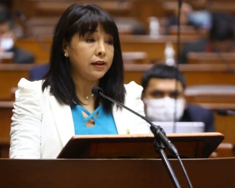 Congress will debate the disqualification of Mirtha Vásquez
