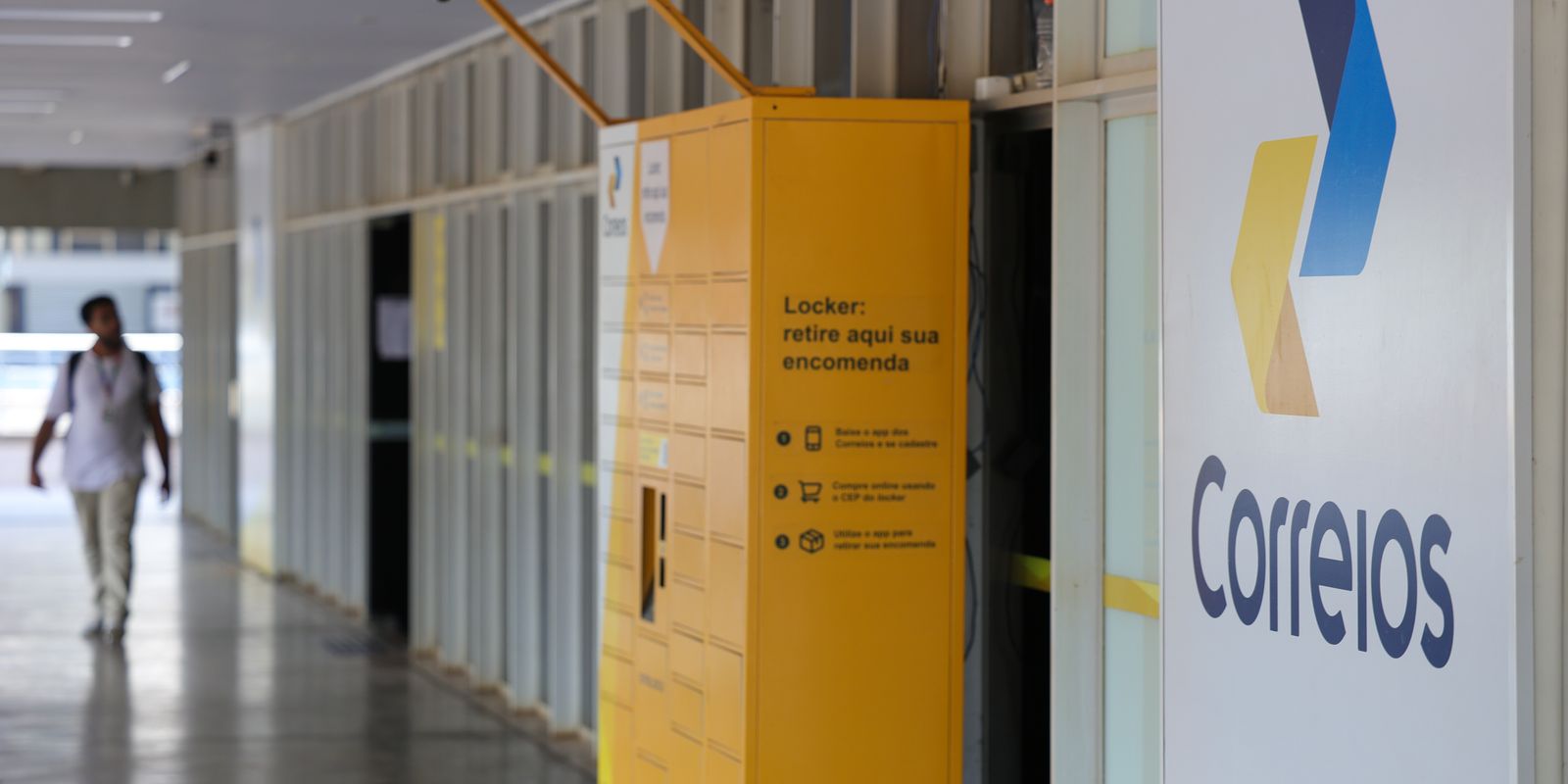 Correios studies opening capital and takes out a loan of R$12 billion