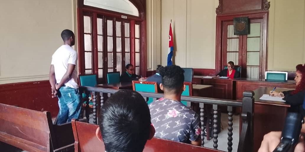 Tribunal Municipal de Diez de Octubre