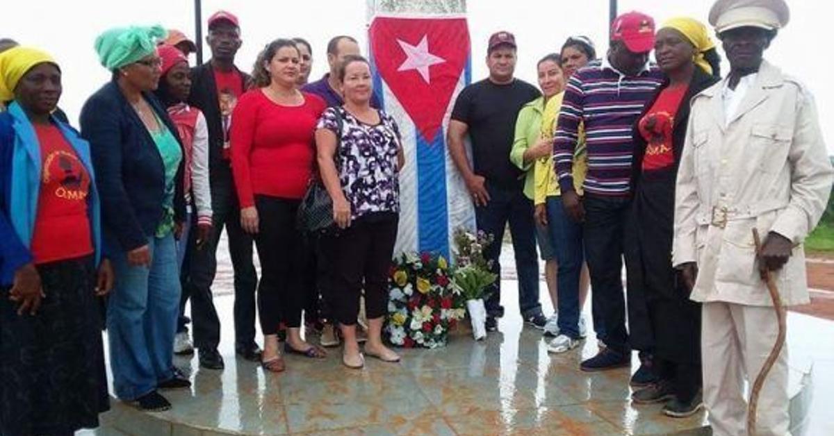 Cuban doctors in Angola spend Christmas without salary and without a date for their vacations