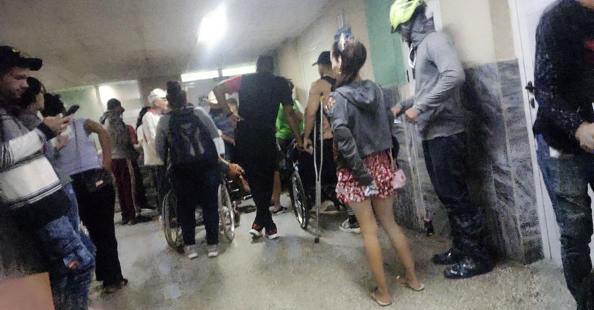 Cuban hospitals continue to be overwhelmed although the incidence of dengue falls almost five points