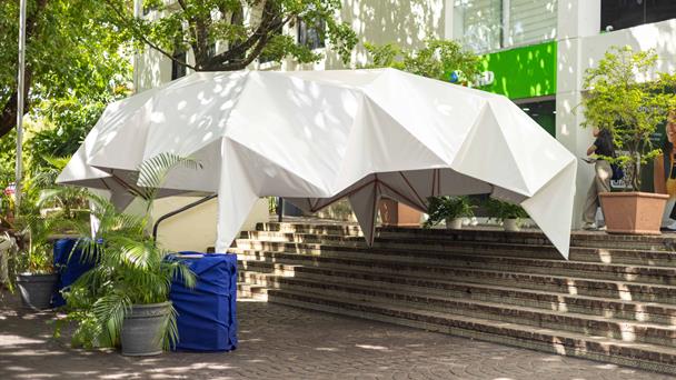 D`Alessandro portable structure for emergencies and events