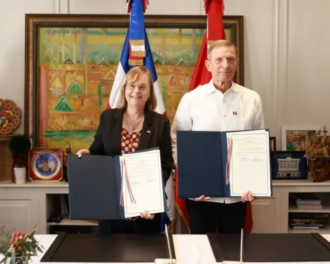 RD y Suiza acuerdan permitir que acompañantes de diplomáticos puedan trabajar