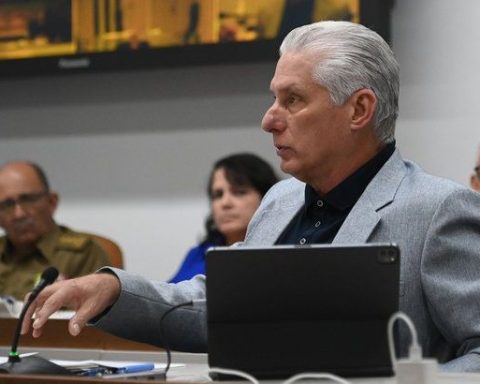 Miguel Díaz-Canel en XI Pleno del Partido Comunista de Cuba