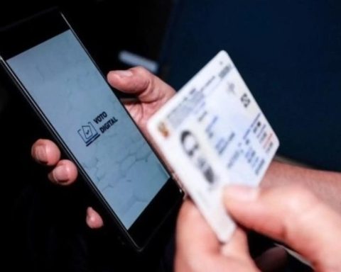 Digital vote: Registration deadline expires December 13