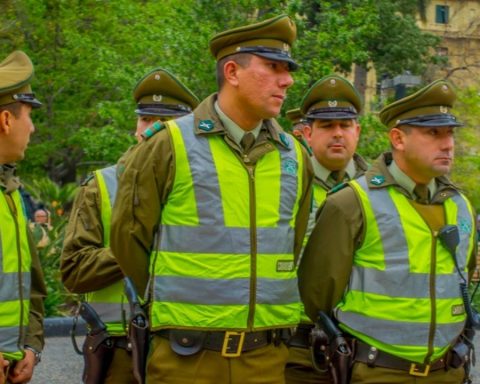 Do you want to win 1 and a half million pesos in Chile? These are the vacancies available for Carabiner