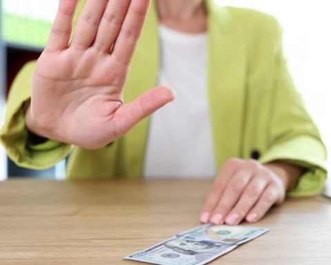 Does unpaid leave affect the December 2025 premium?