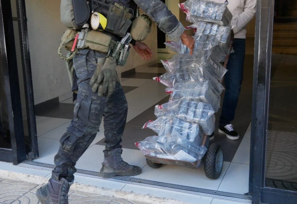 Las autoridades dominicanas detienen un alijo de 114 paquetes de cocaína