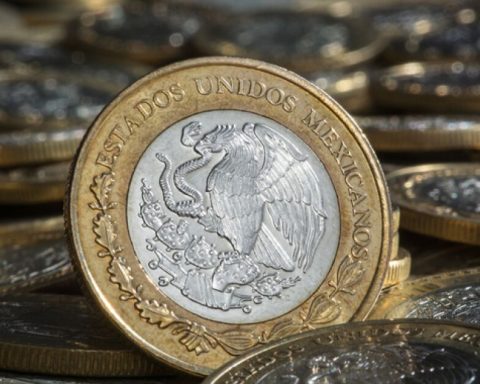 Due to the increase in the price of copper, they seek changes in the 10-peso currency