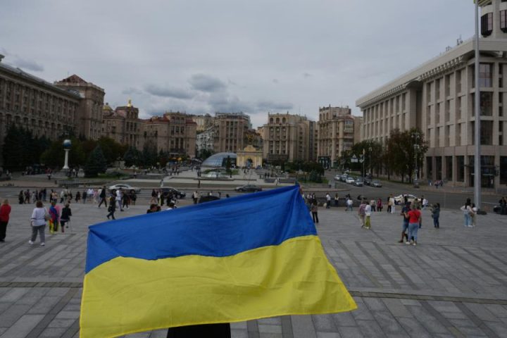 ECB's Rehn sees downside risks to inflation and urges action on Ukraine financing