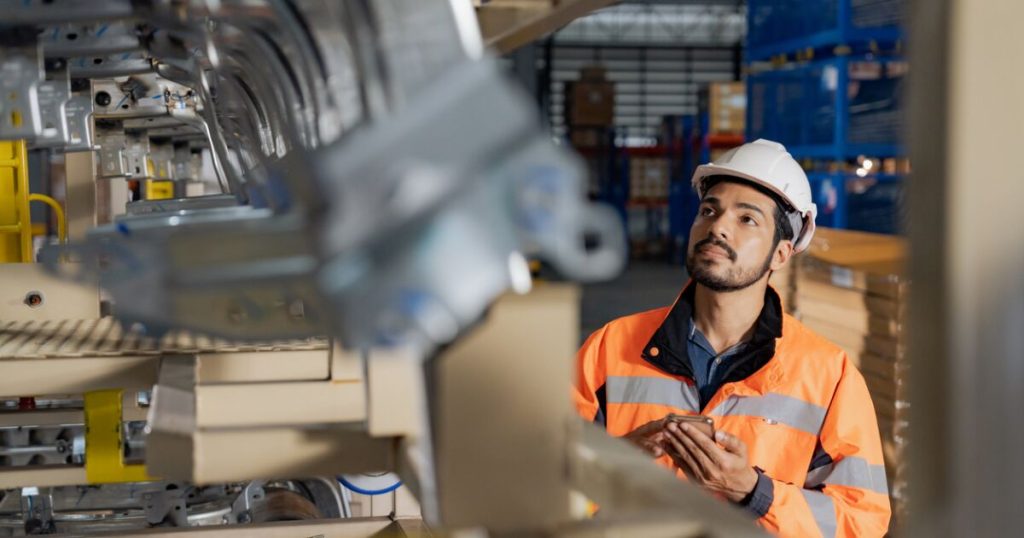 Economic activity rebounded in October, but the industry continues to deteriorate