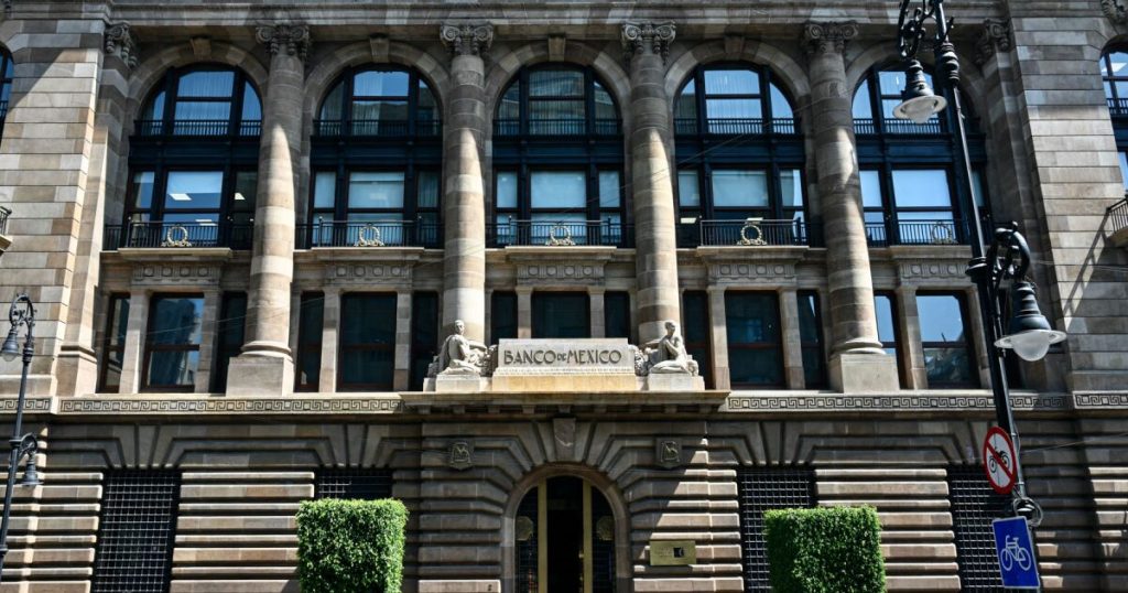 Economists predict that Banxico will cut the interest rate to 7%