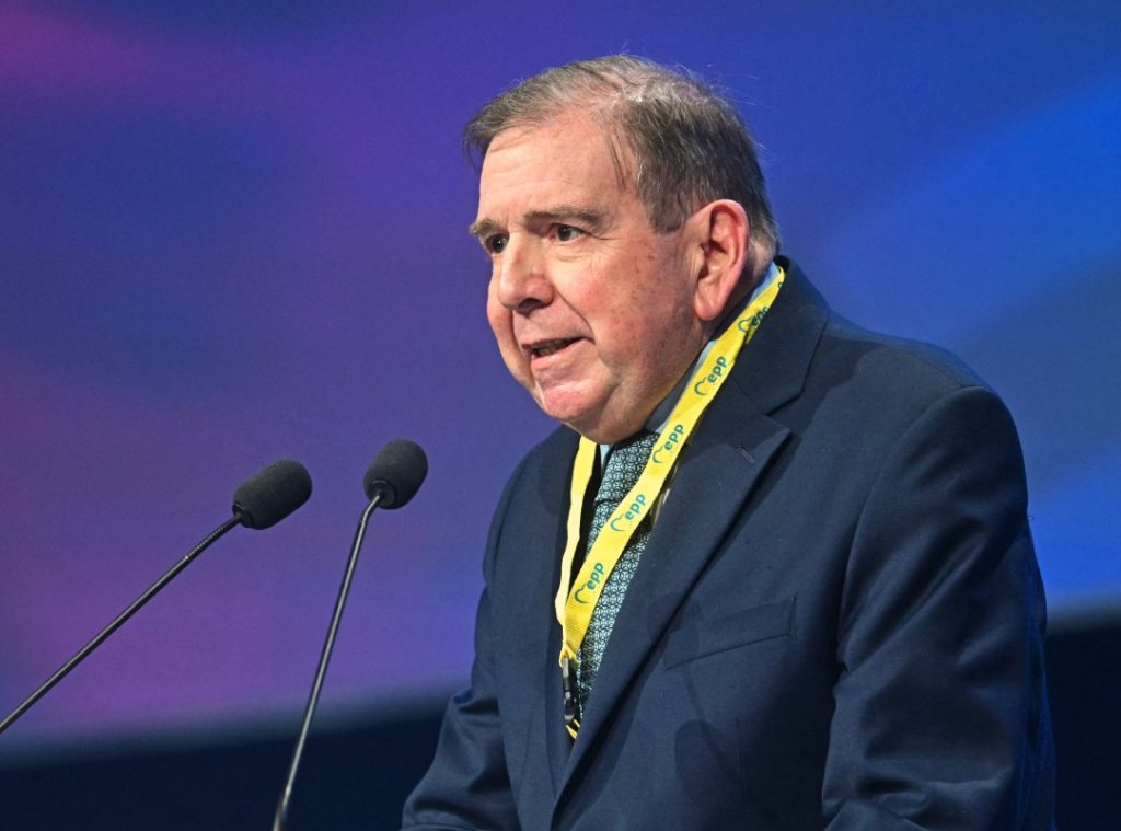 Edmundo González warns that dozens of political prisoners are at risk of death due to lack of medical care