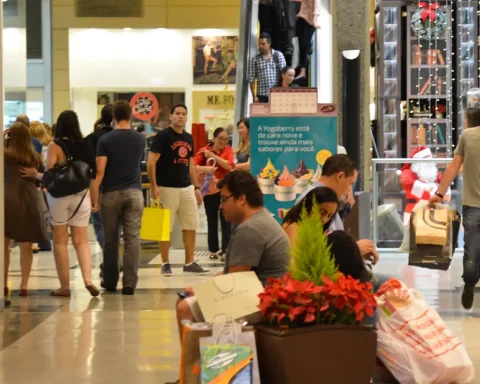 Election year does not prevent a reduction in working hours, says minister