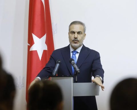 End of the war in Ukraine? Türkiye sees it close and Russia confirms meeting with the US to evaluate a possible pact