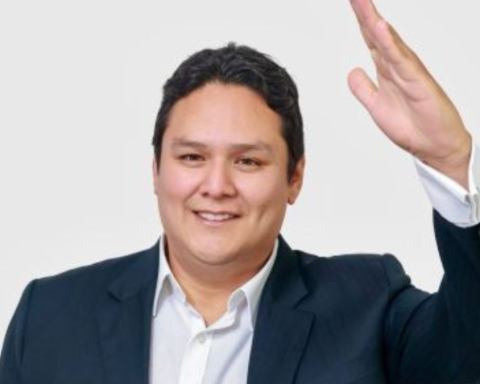 Enrique Valderrama invokes the unity of APRA: "We have not won with an extremely overwhelming percentage"