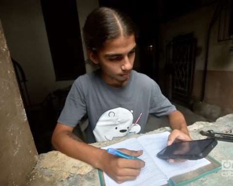 Etecsa alerts Cubans about scams on networks and enables the postpaid modality for Nauta Hogar