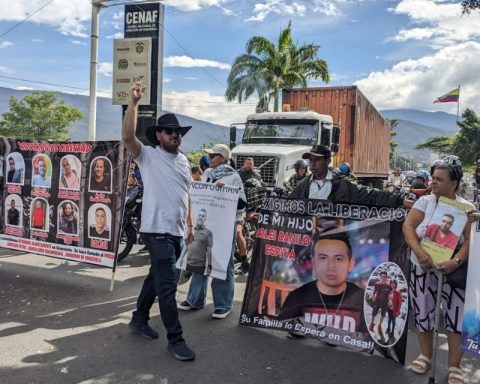 "Everything depends on Maduro": families of detained Colombians await their release