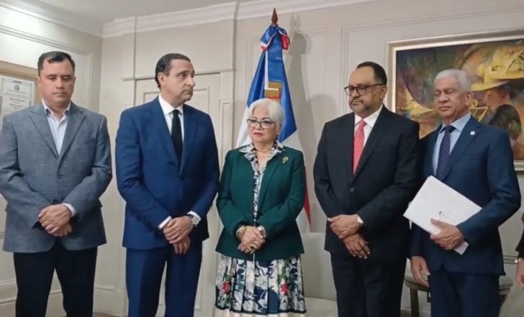 Executive submits police reform project to Congress