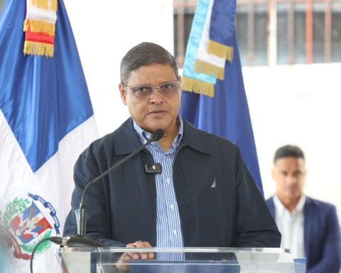 Faces, absences and faith: the most difficult year of Juan Manuel Méndez