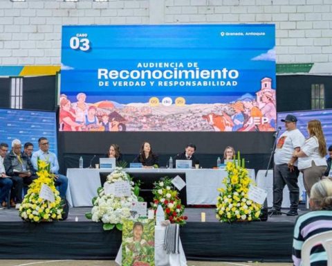 False positives: remains of four victims are delivered during hearing before the JEP in Antioquia
