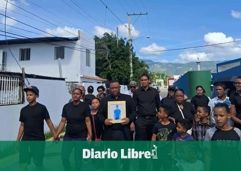 Family of teenager murdered by another in Santiago ask for justice