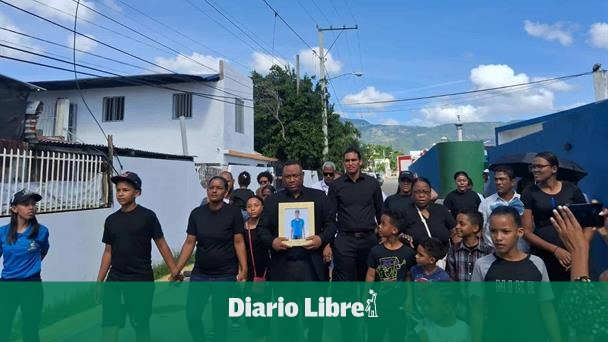 Family of teenager murdered by another in Santiago ask for justice