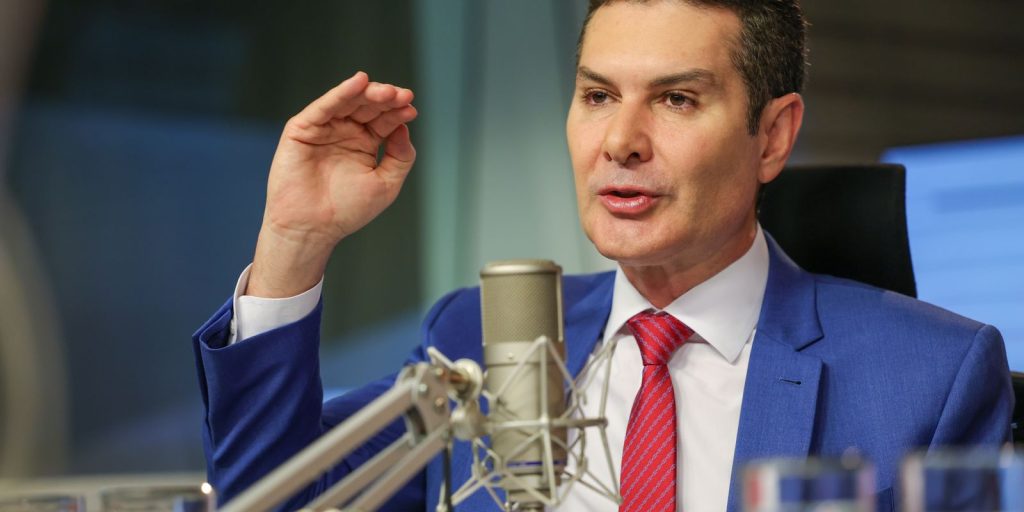 Federal government will invest R$4 billion in trains in Recife