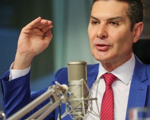 Federal government will invest R$4 billion in trains in Recife