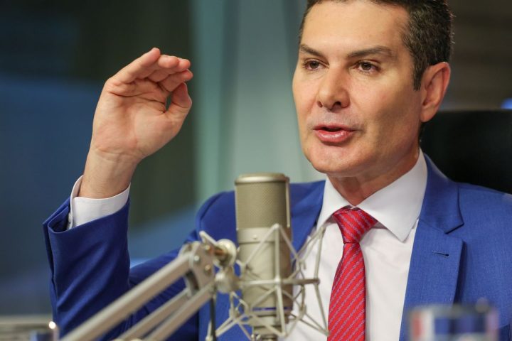 Federal government will invest R$4 billion in trains in Recife