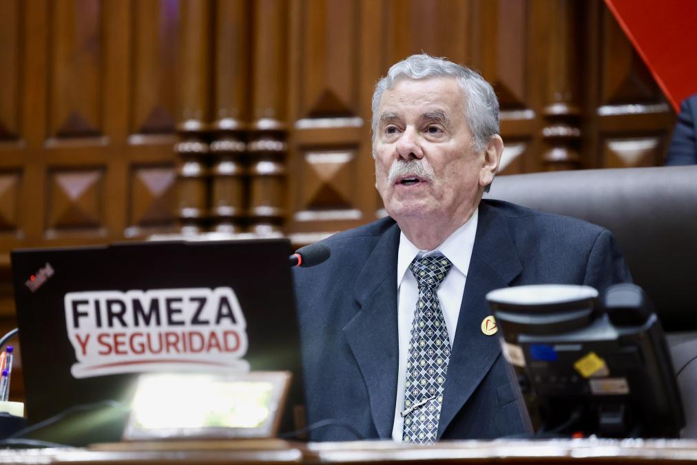 Fernando Rospigliosi in favor of expanding Reinfo, but only for one year