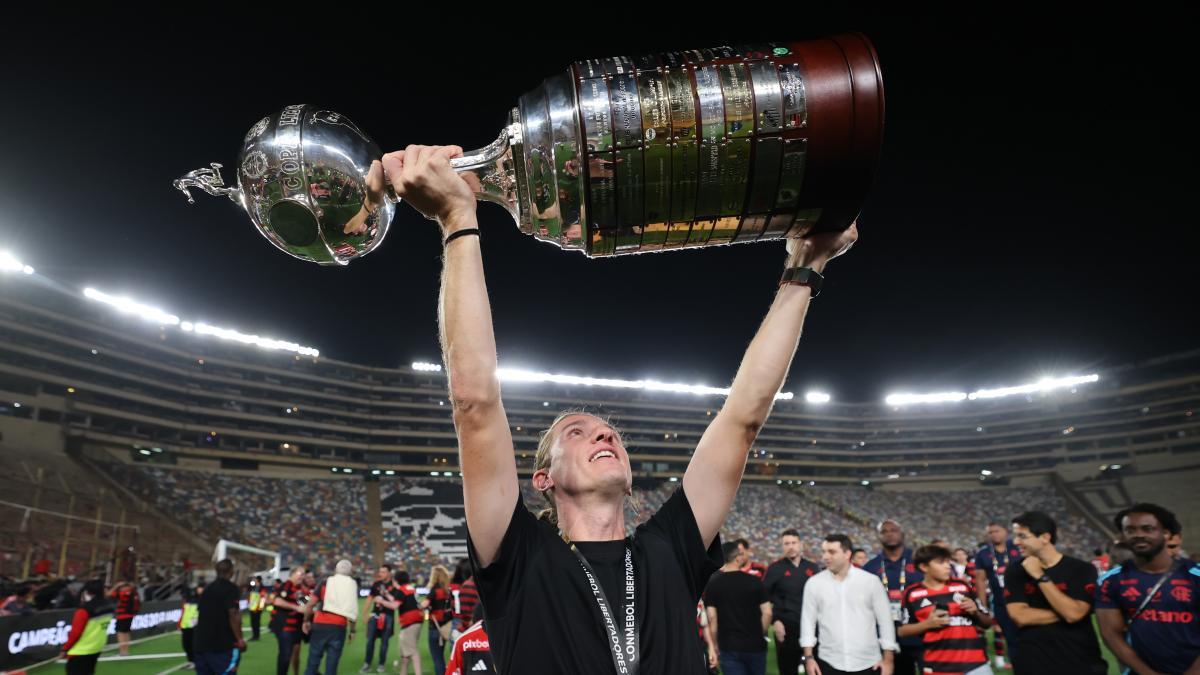Filipe Luís' Flamengo aspires to a second title in a week after winning Libertadores