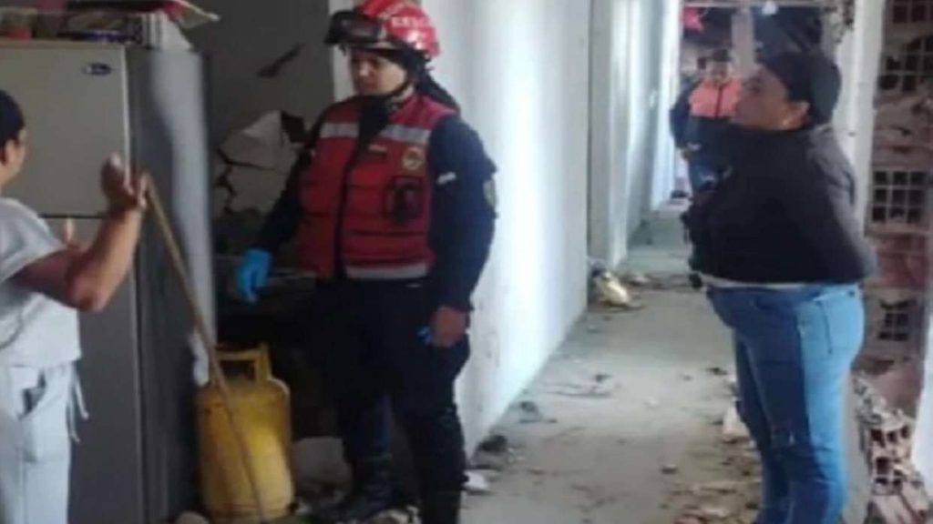 Five injured by gas cylinder explosion in La Vega