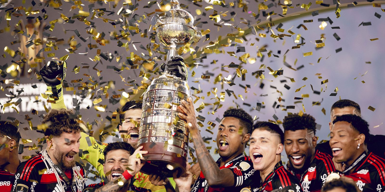 Flamengo dominates Copa Libertadores team