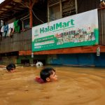 Flood deaths on Sumatra Island exceed 900