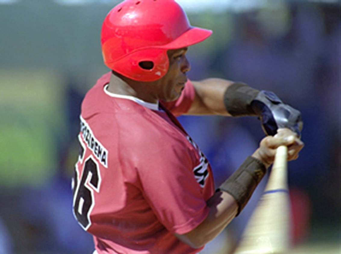 Former baseball player Pedro Arozarena died at 54