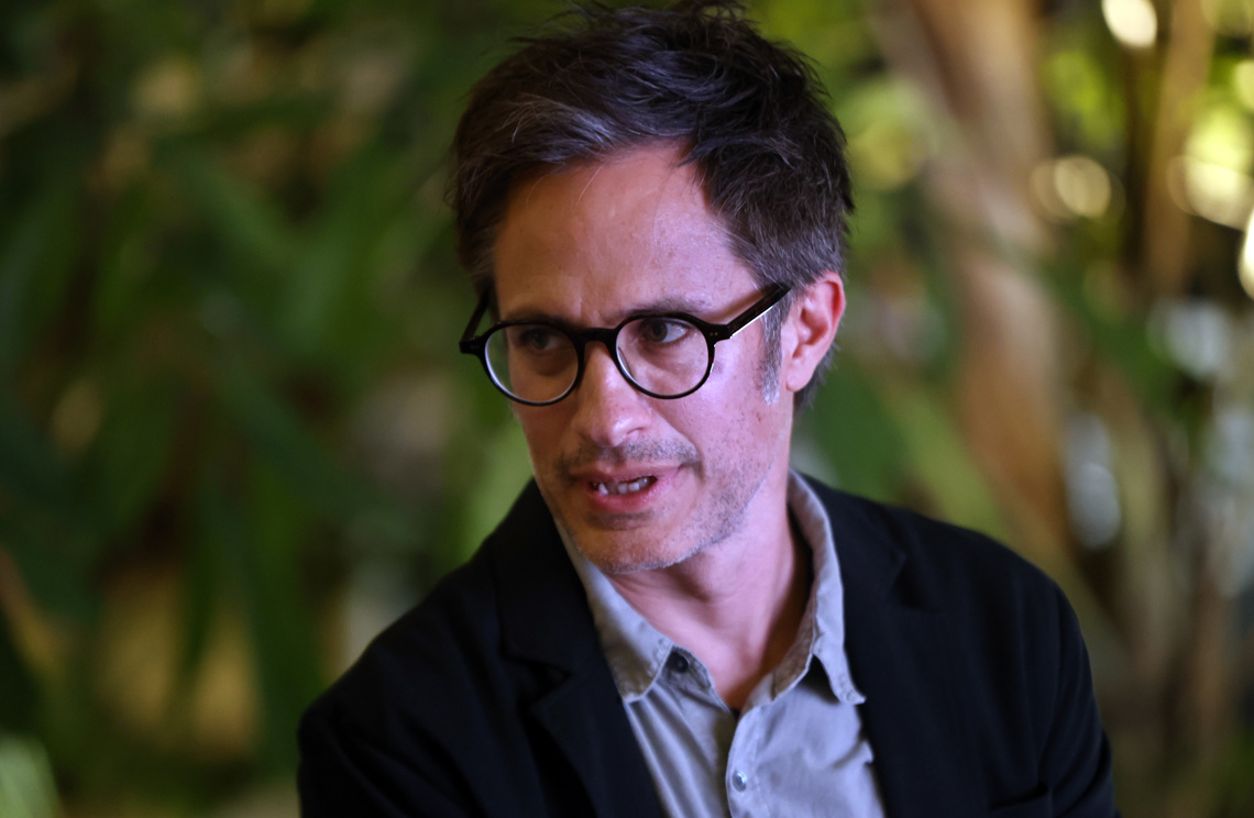 Gael García Bernal receives the Choir of Honor in Havana