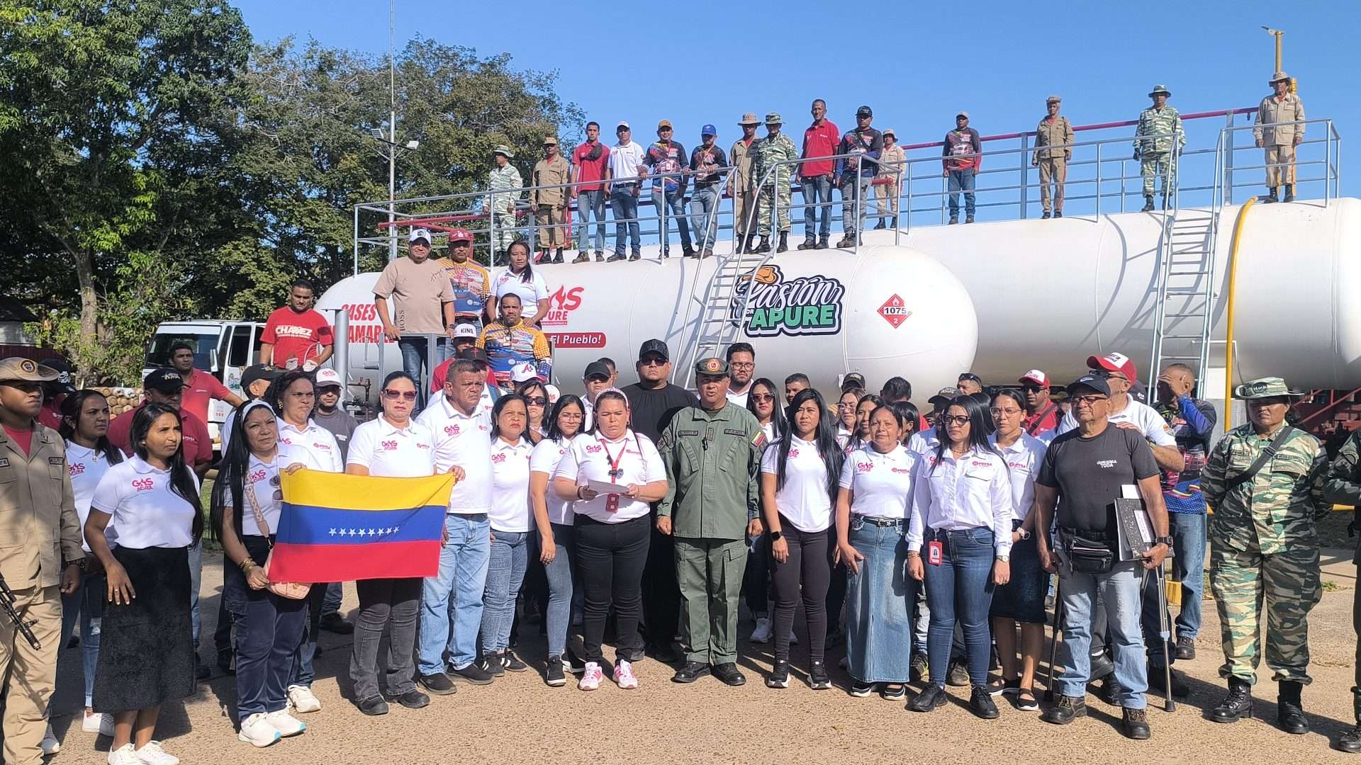 Gas workers in Apure raise their voices against Trump's piracy