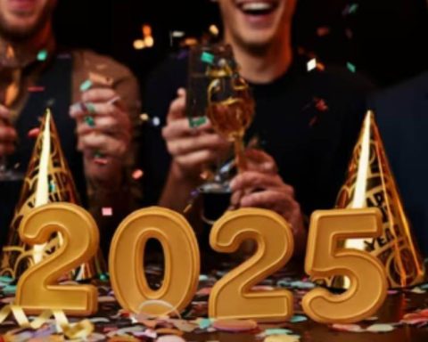 Getting under the table on New Year's Eve: what is this omen for?