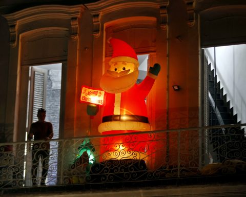 Good night with bad energy forecast: 1990 MW deficit during peak hours