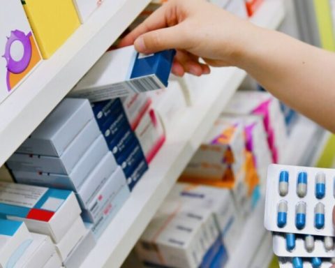 Government awarded contracts for 3,792 million to sanctioned companies, reveals IMCO