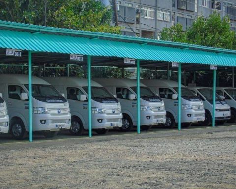 Nuevo parque de carros fúnebres en La Habana