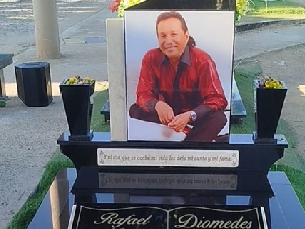 Tumba de Diomedes Díaz.