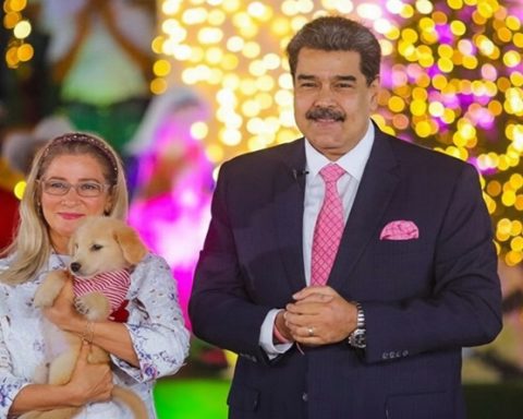 “¡La vida nos ha puesto pruebas, pero nosotros estamos bendecidos!”, expresó este domingo el presidente Maduro Moros