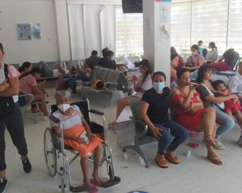 Health crisis: patients and medical unions warn that lack of resources at the UPC is costing lives