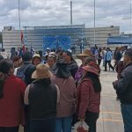 Huancayo: Mothers protest against classroom draw at IE Santa María Reyna