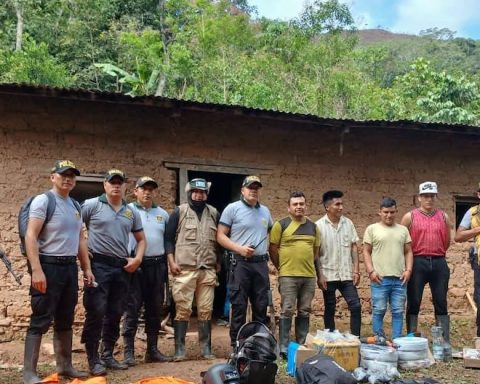 Huánuco: Four people involved in illegal mining in the Derrepente River are arrested