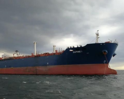 In Cuba, stealing 25 liters of gasoline is more serious than diverting millions of barrels of oil