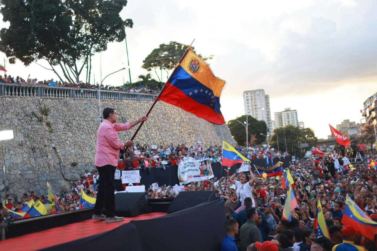 In the PSUV, the comprehensive base committees set the course