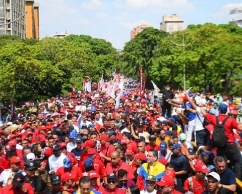 In the regions they also marched against piracy and US interference